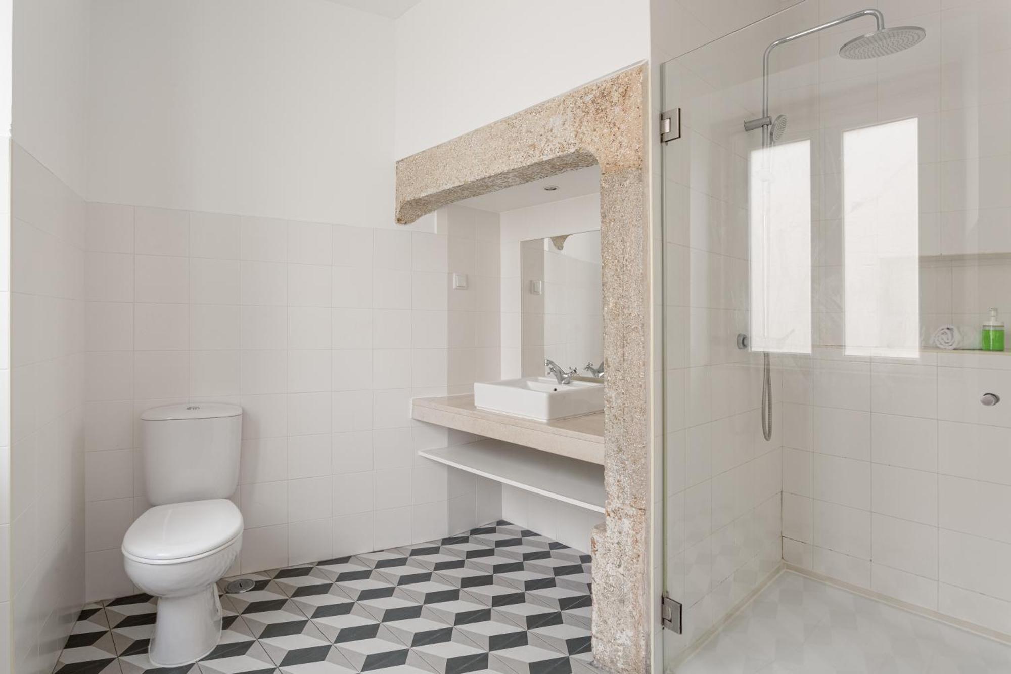 Апартаменты Joivy Inviting Flat Next To Carmo Convent Лиссабон Экстерьер фото